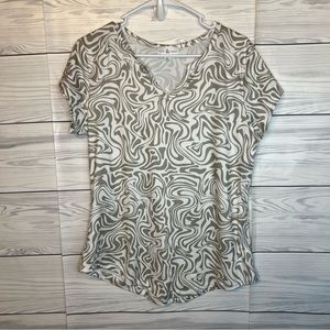 Size large Thyme& Honey top